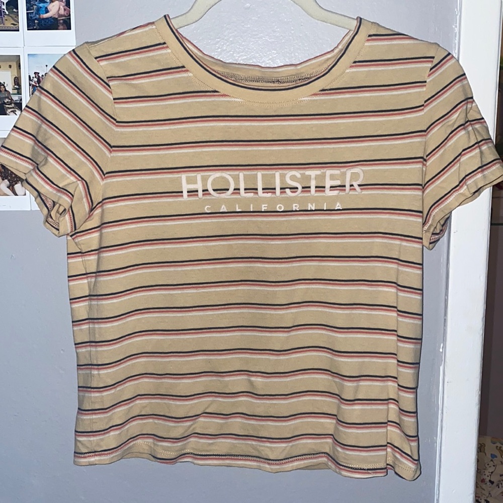 Hollister top
